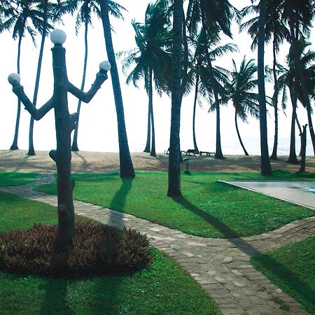 Sanmali Beach Hotel Marawila Exteriör bild